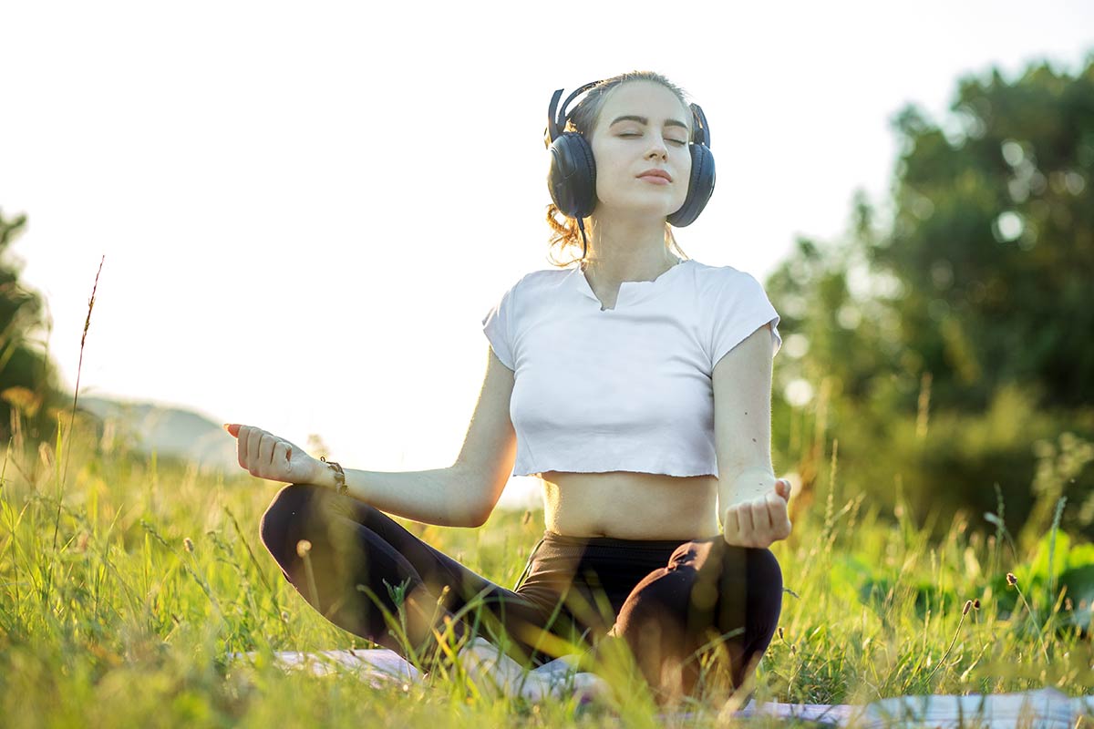 Dein Verstand hat fünf grundlegende Stimmungszustände, die du durch binaurale Beats hervorrufen oder fördern kannst.